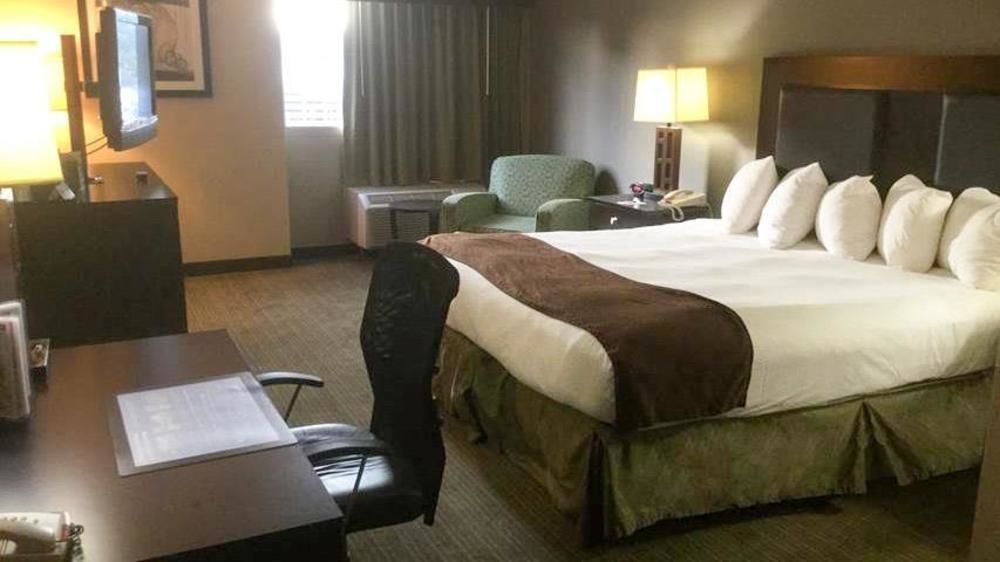 Quality Inn & Suites Charleston - Civic Center מראה חיצוני תמונה
