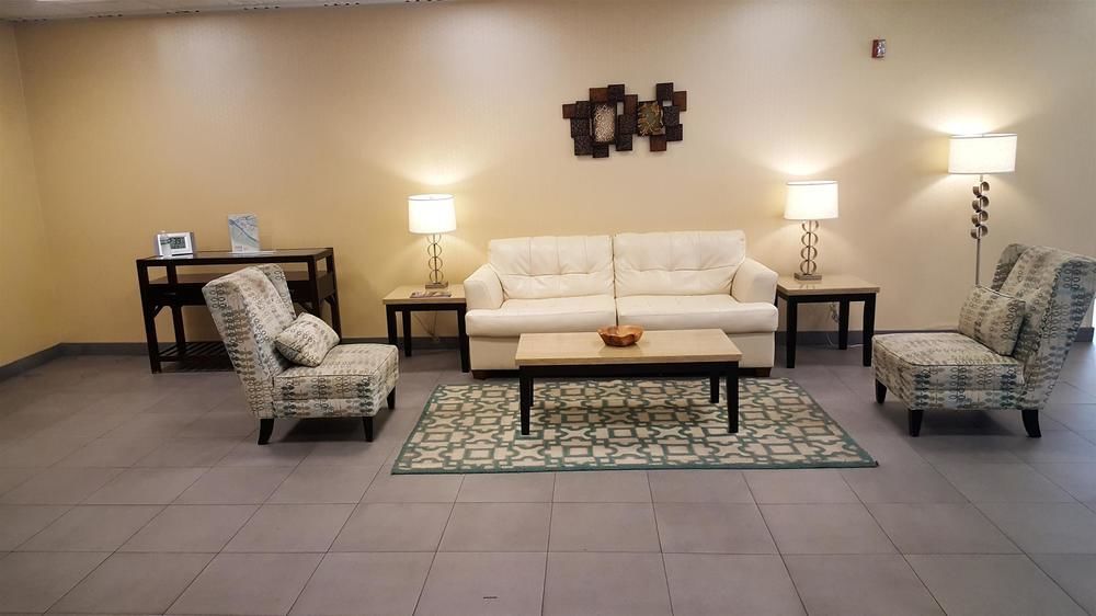Quality Inn & Suites Charleston - Civic Center מראה חיצוני תמונה
