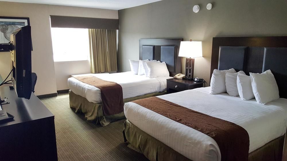 Quality Inn & Suites Charleston - Civic Center מראה חיצוני תמונה